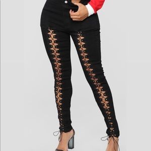 Black jeans super cute! A must have